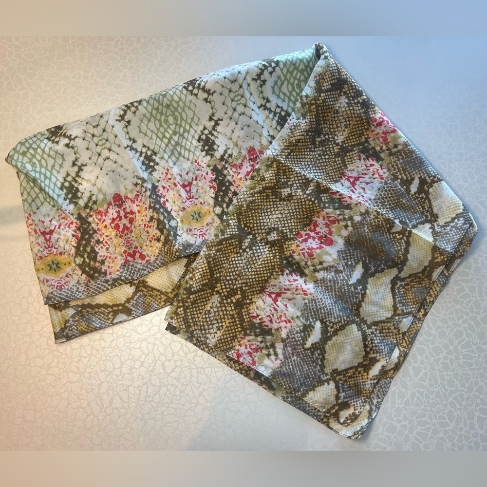 Chico’s | ladies snake print rectangular silk scarf - Picture 2 of 12